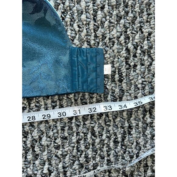 Cacique Invisible Lace Back smoother Lightly Lined Balconette Bra 40F Lingerie - Picture 4 of 6